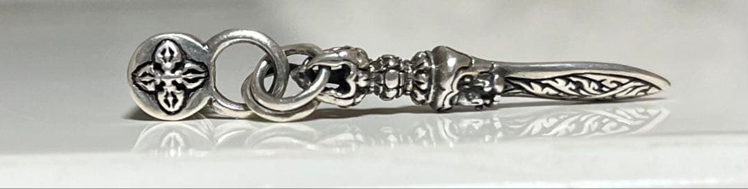 美品　ソカロ　ソードピアス