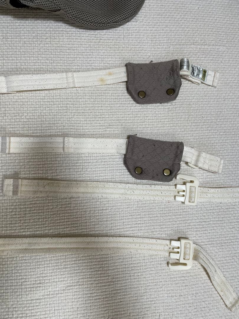 (送料込みに変更)Aprica ユラリズム　オート　ベビーチェア