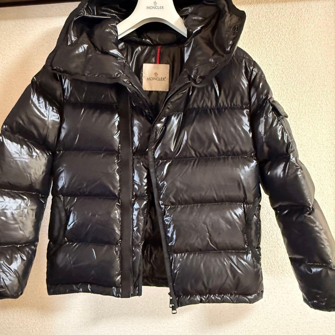 美品■MONCLER ブラック ダウンジャケット NEUVIC 0 メンズS
