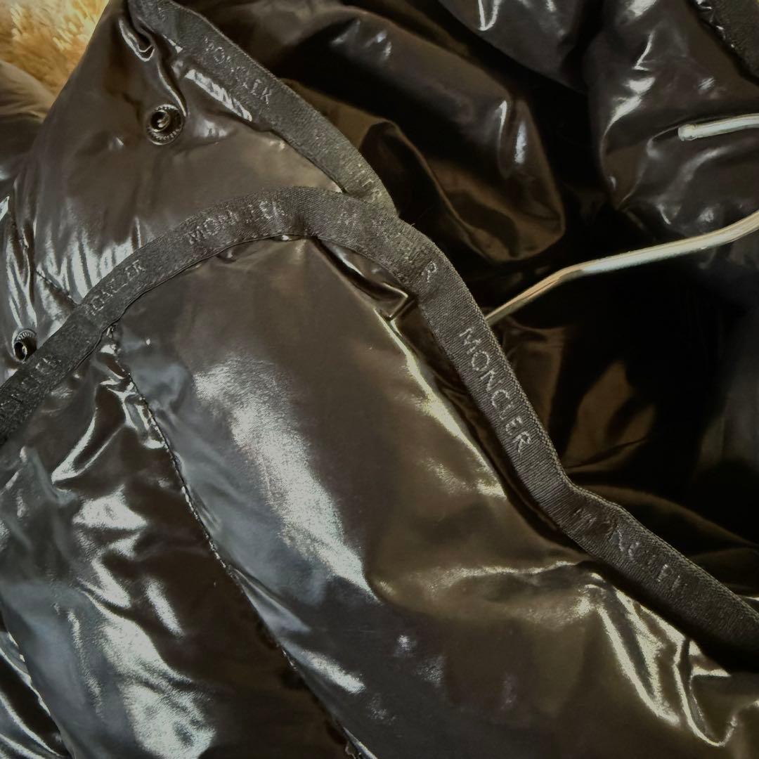 美品■MONCLER ブラック ダウンジャケット NEUVIC 0 メンズS