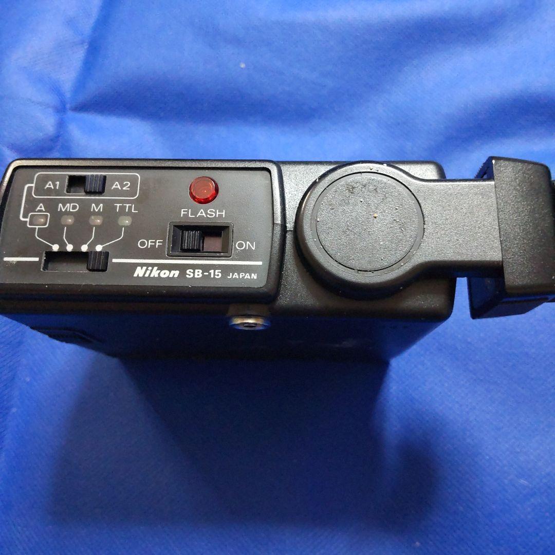 ニコン F-501 一眼レフフィルムカメラ 他 スピードライト、ズームレンズ付き