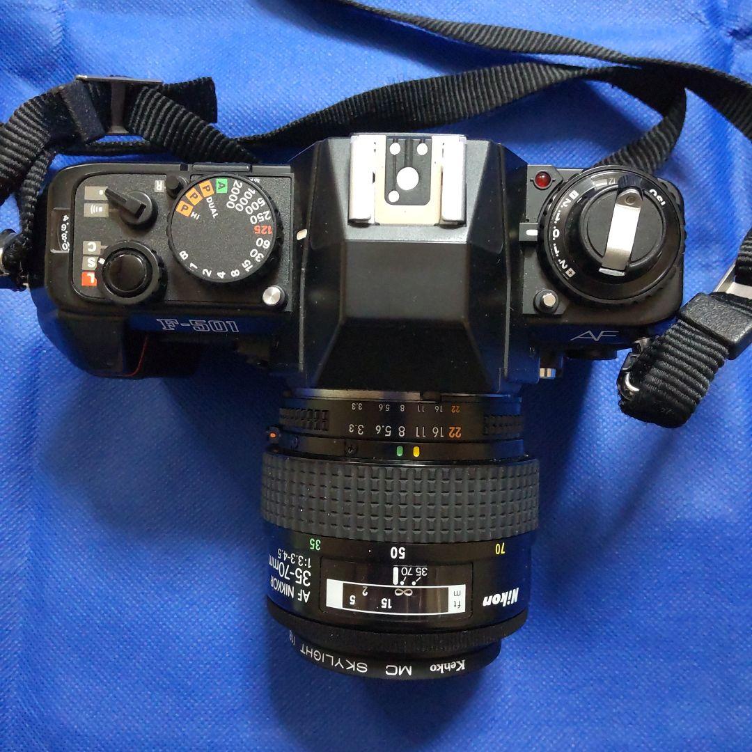 ニコン F-501 一眼レフフィルムカメラ 他 スピードライト、ズームレンズ付き