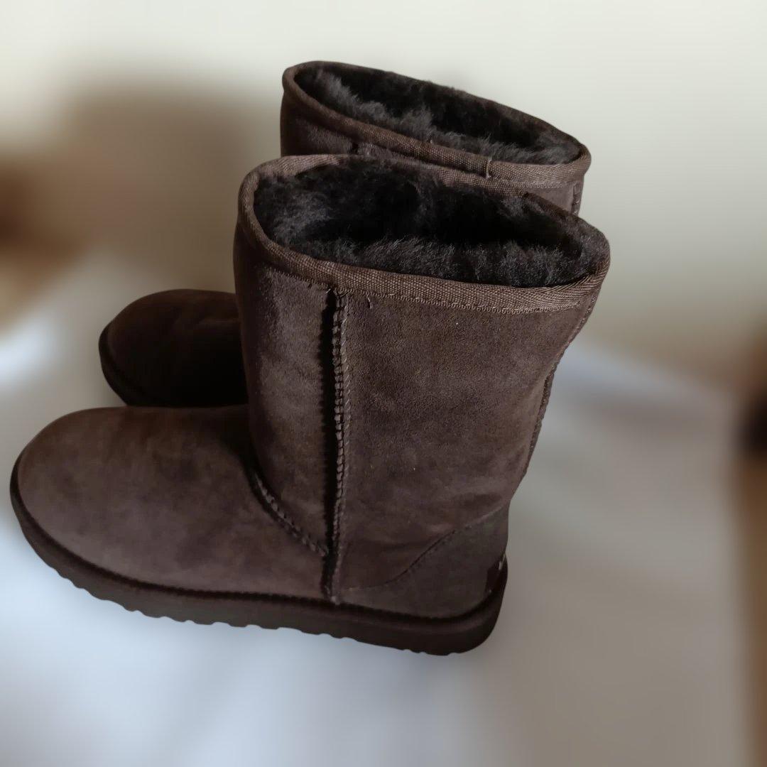 UGG　W CLASSIC SHORT australia ムートンブーツ