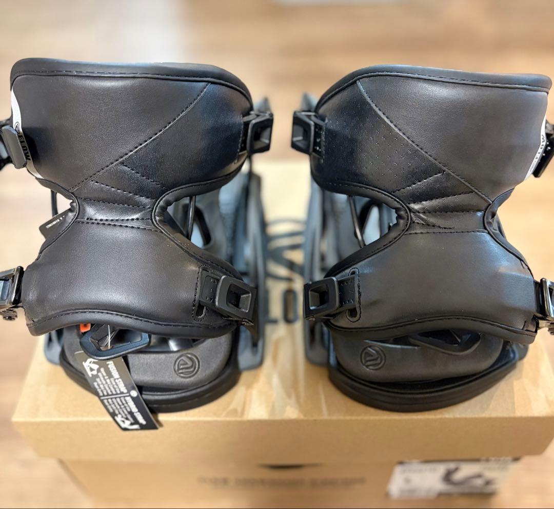 スノーボードビンディング FLOW FUSE Lサイズ