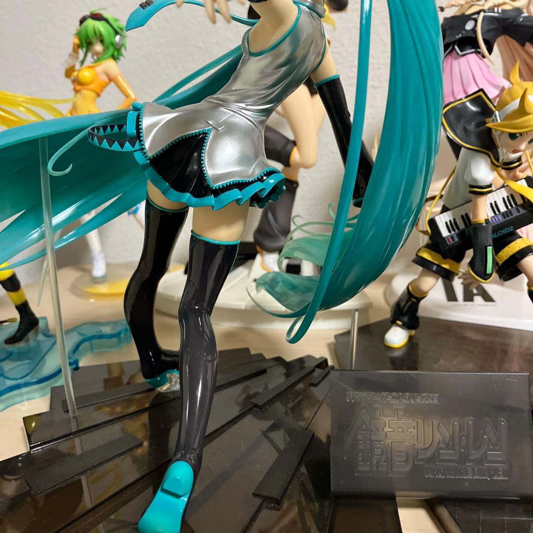 ボーカロイド　初音ミクなどフィギュア　7体セット