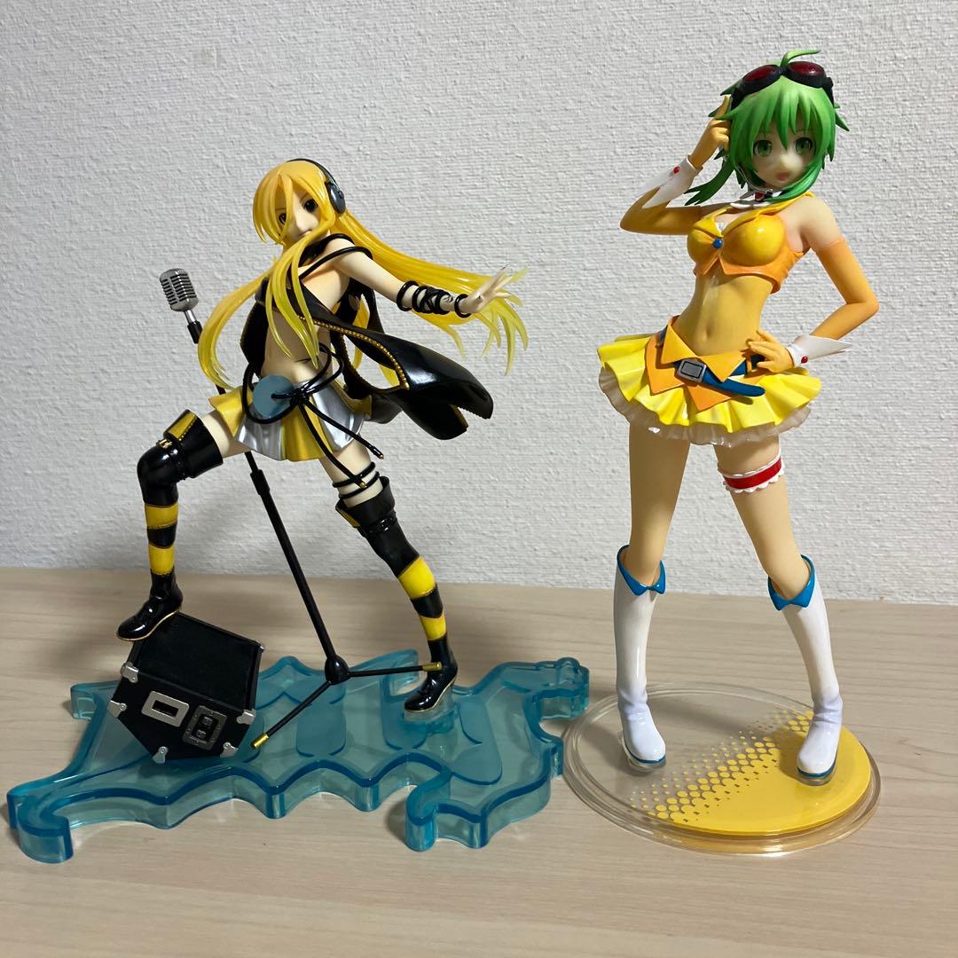 ボーカロイド　初音ミクなどフィギュア　7体セット