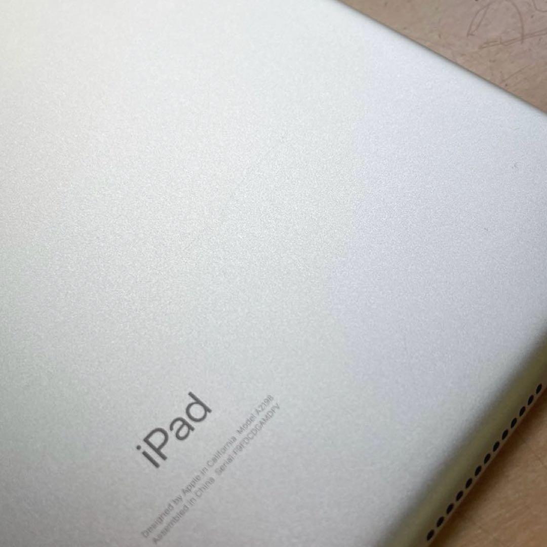 iPad 第7世代 Wi-Fi+Cellular シルバー　32GB 超美品#4