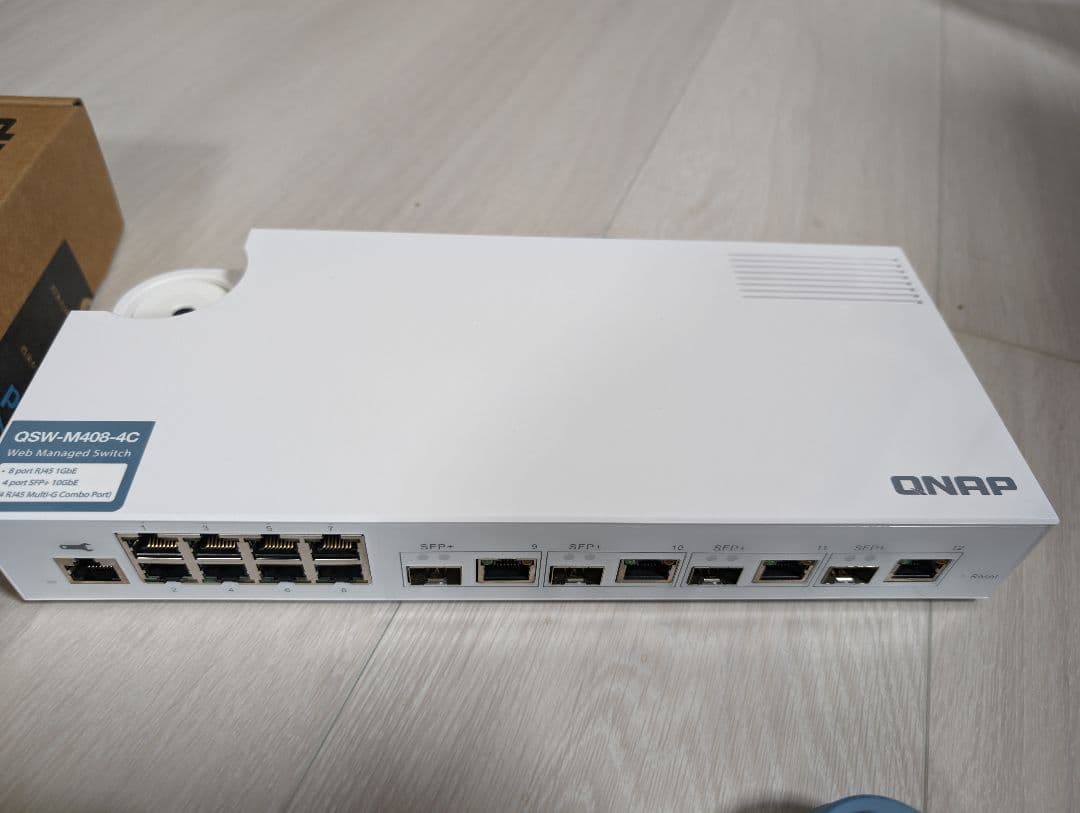 【10GbEを4ポート搭載】QSW-M408-4C QNAP