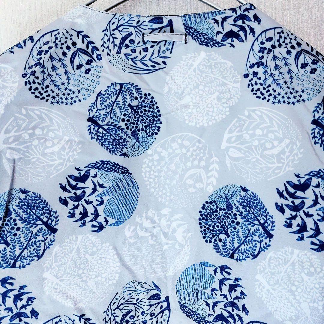 TAION&graniph　リバーシブルライトダウン欧風柄✕黒　ポーチ付き