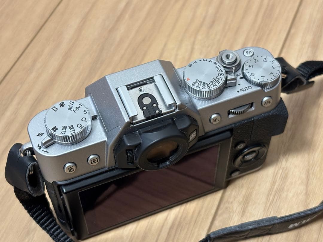 FUJIFILM X-T20 ミラーレスカメラ（レンズセット）