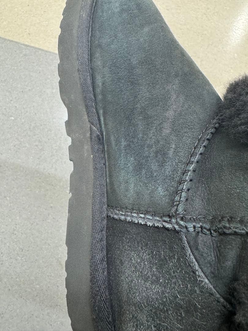 靴 Bailey Zip Mini 24