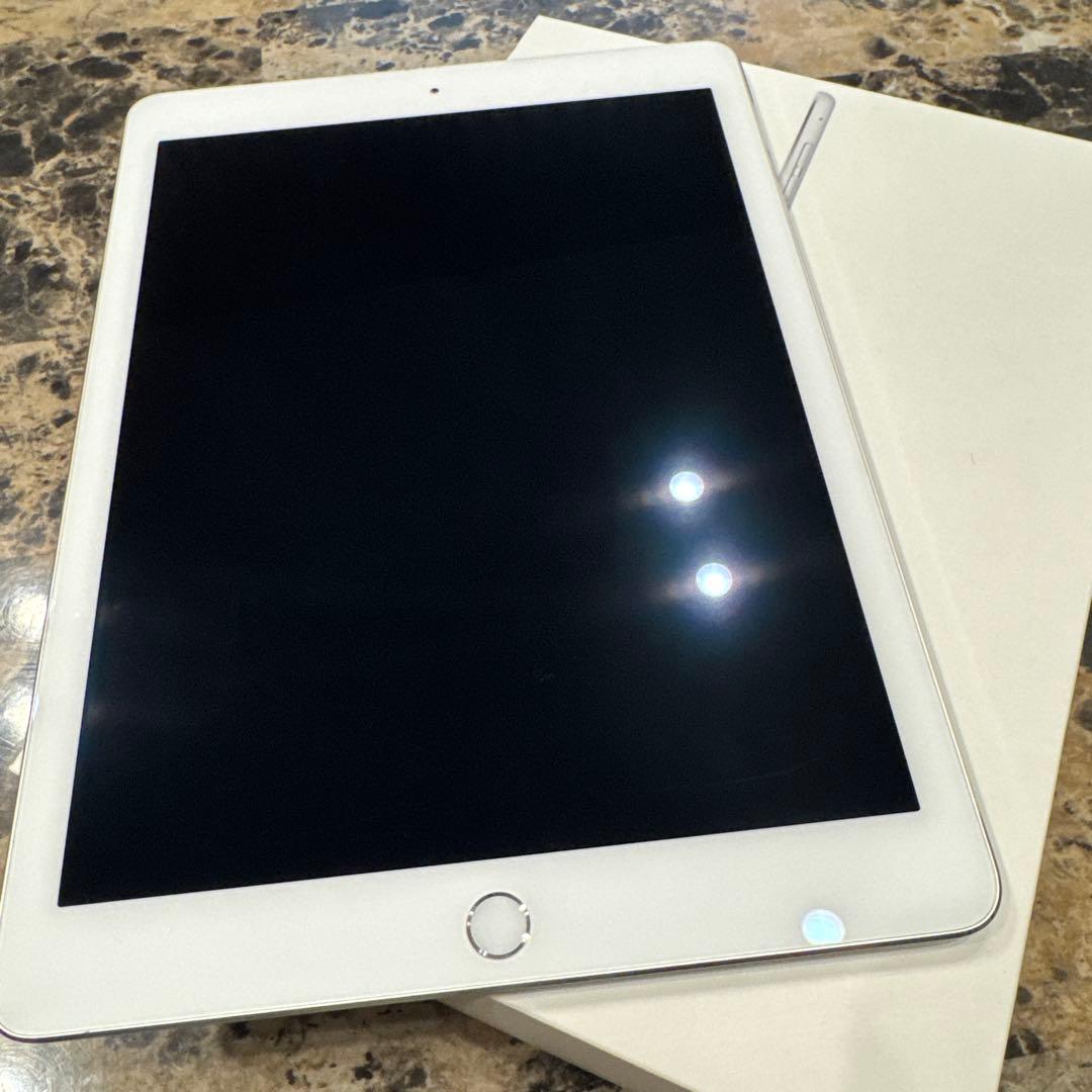 【美品】iPad Air2 32GB バッテリー89%