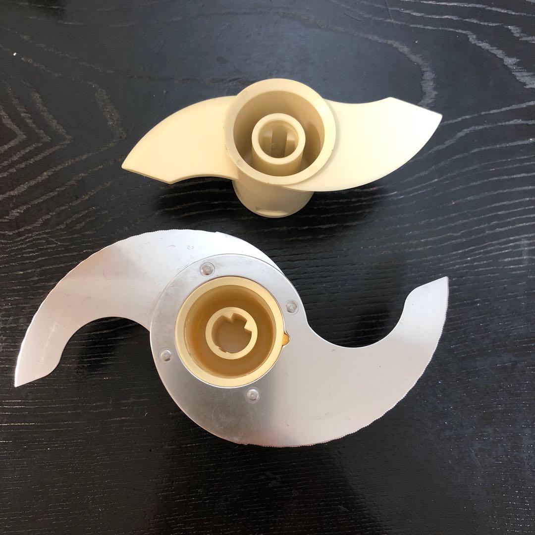 クイジナート 多機能フードプロセッサー DLC-8 Plus 大容量　説明書付き