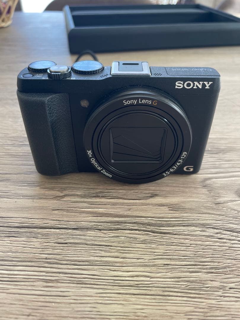 SONY コンデジ　DSC-HX60V