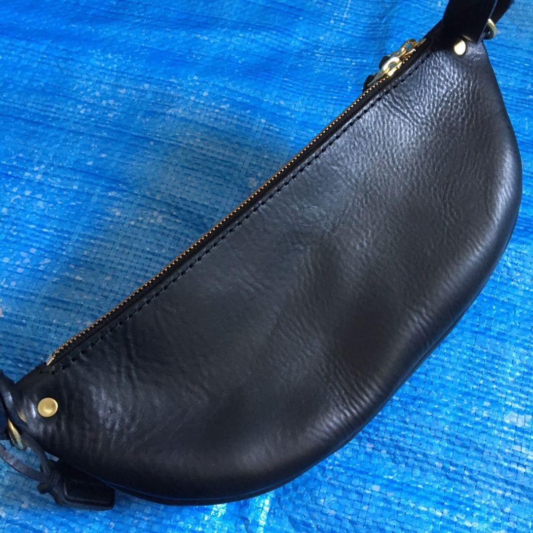 analogico　アナロジコ　ボディバッグ