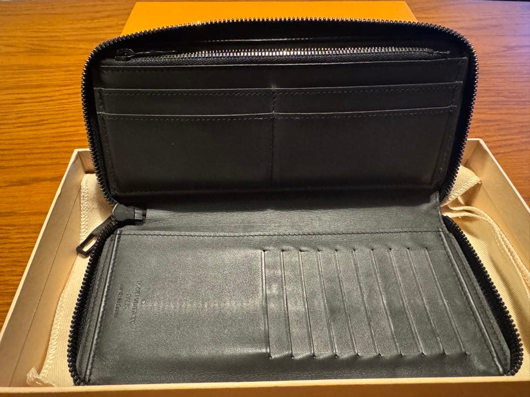 ルイヴィトン シャドウ ジッピーウォレット ヴェルティカル 美品