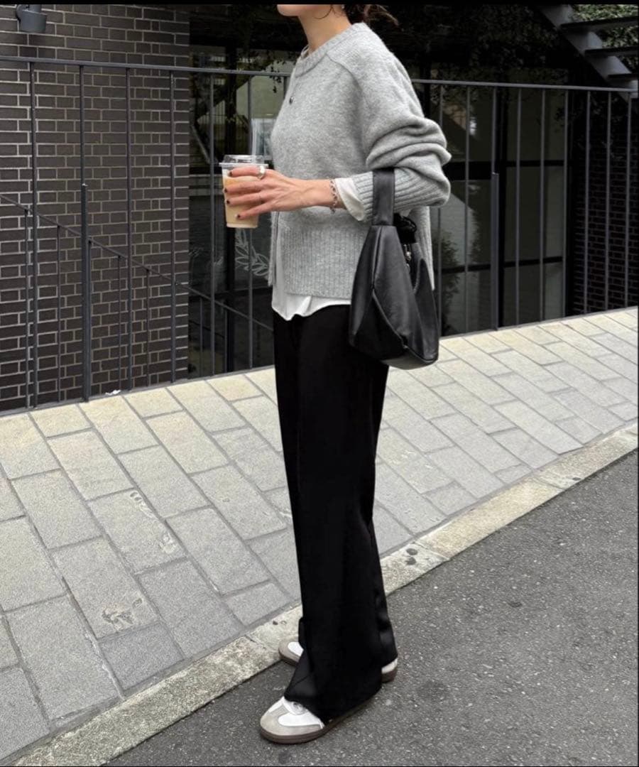 新品COLLAGE GALLARDAGALANTE ヤクライクニットライトグレー