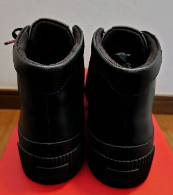 メ*ー様 HUGO BOSS　ヒューゴボス　ハイカット　レザースニーカー　EU4