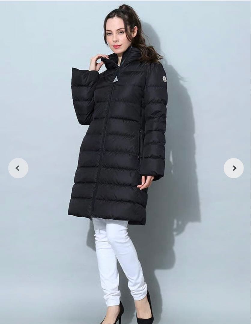 《美品》MONCLER ブラック ダウンジャケット
