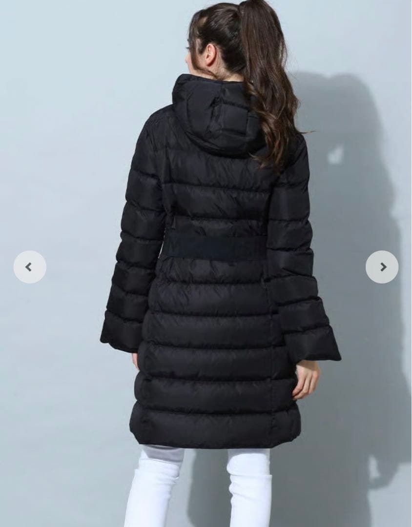 《美品》MONCLER ブラック ダウンジャケット