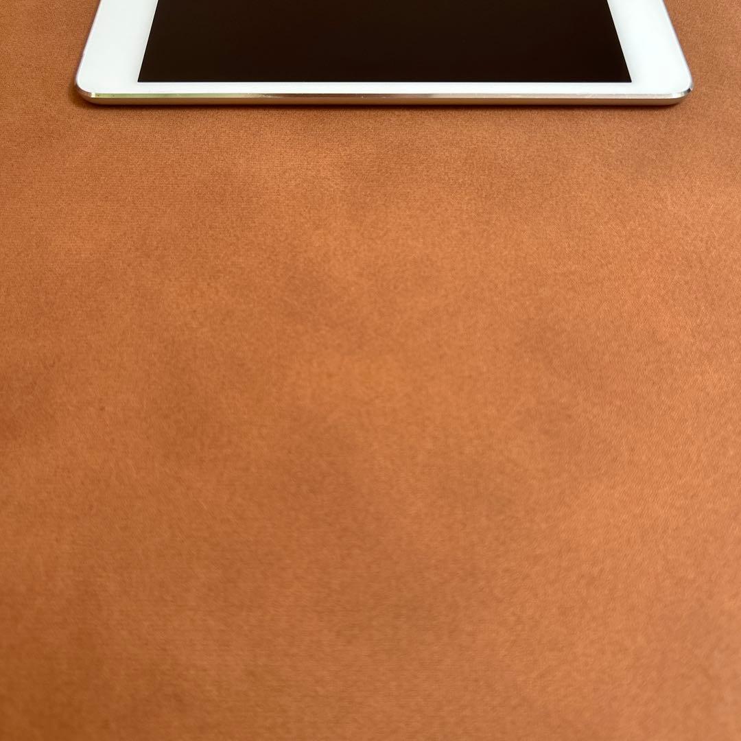 679 電池良好☆iPad mini4 第4世代 16GB SIMフリー☆