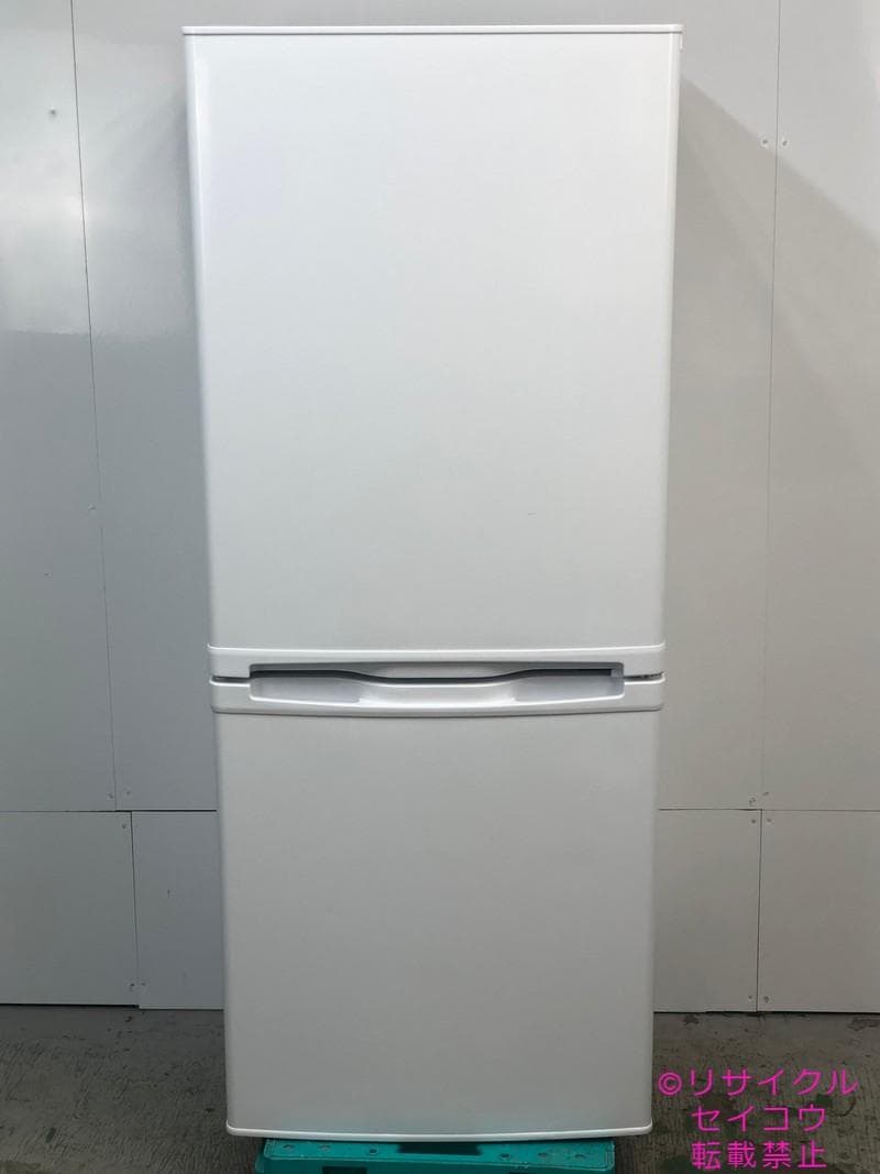 【中古】マックスゼン冷蔵庫 140L 2024年式2510231831