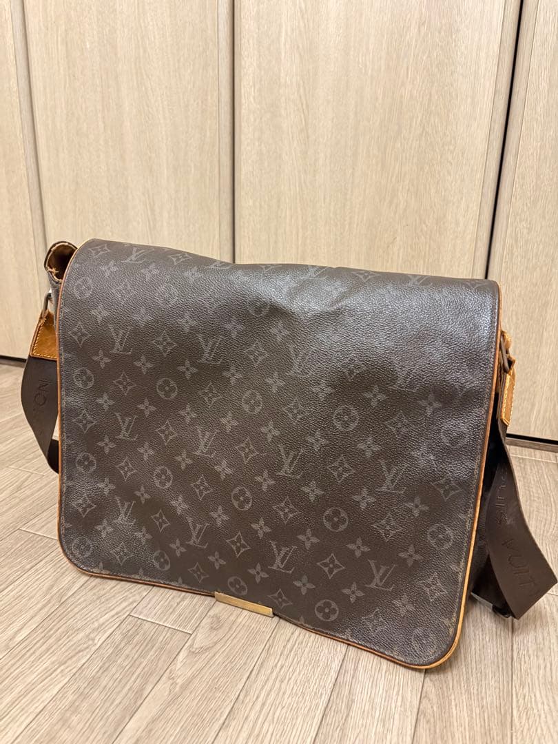 ルイヴィトン モノグラム　アベス ボスフォール　ショルダーバッグ