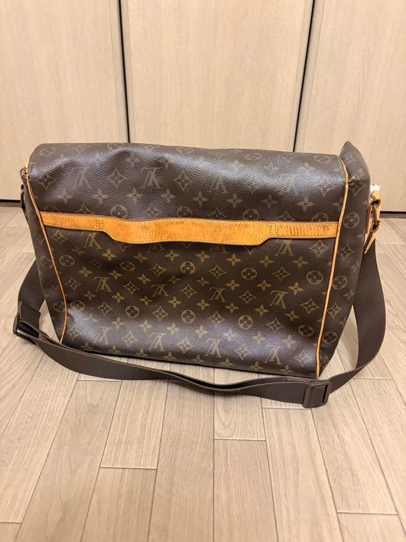 ルイヴィトン モノグラム　アベス ボスフォール　ショルダーバッグ