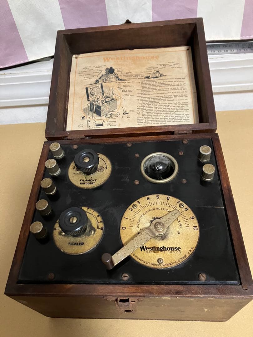 アンティーク・単球ラジオ　(Aeriola Sr.)