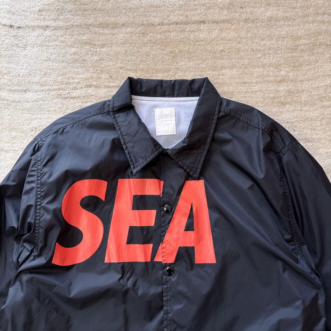 ウィンダンシー ビッグロゴ ナイロン コーチジャケット 両面プリント M 黒 赤