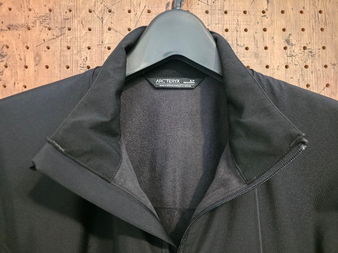 ARC’TERYX Solano Jacket Sサイズ