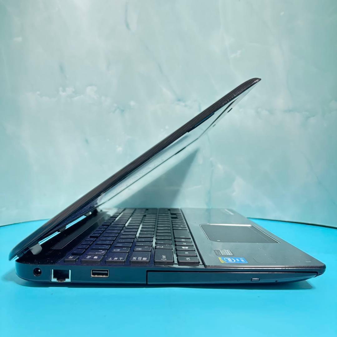 セール！メモリ12GB!!美品✨SSD✨ windows11✨オフィス カメラ