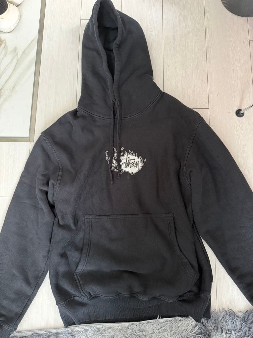 【STUSSY】 フーディー　ブラック　S