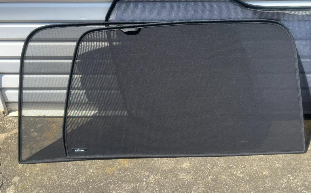 L*o様 【値下げ】LAITOVO製品　ボルボ　XC90メッシュサンシェードフル
