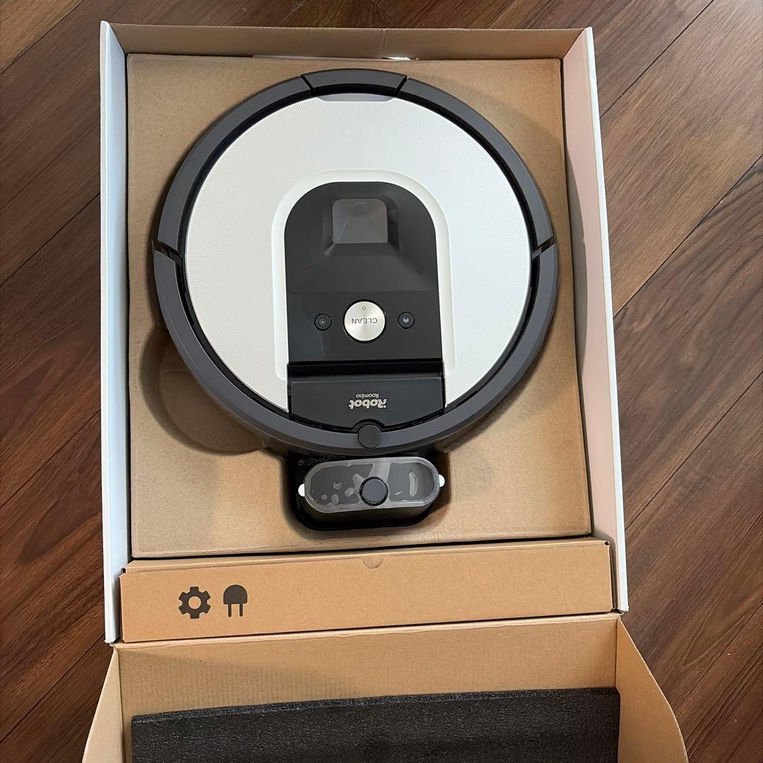 iRobot Roomba 961 本体