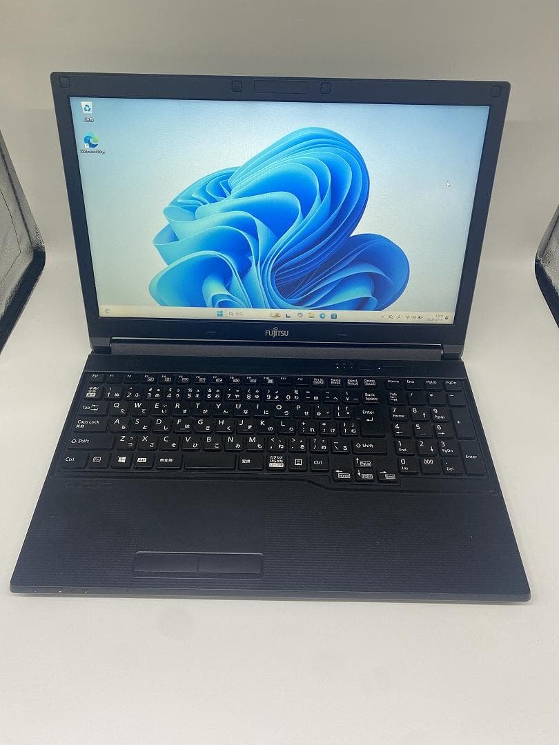 【FUJITSU】セットアップ済み i5/SSD120GB ノートパソコン B7