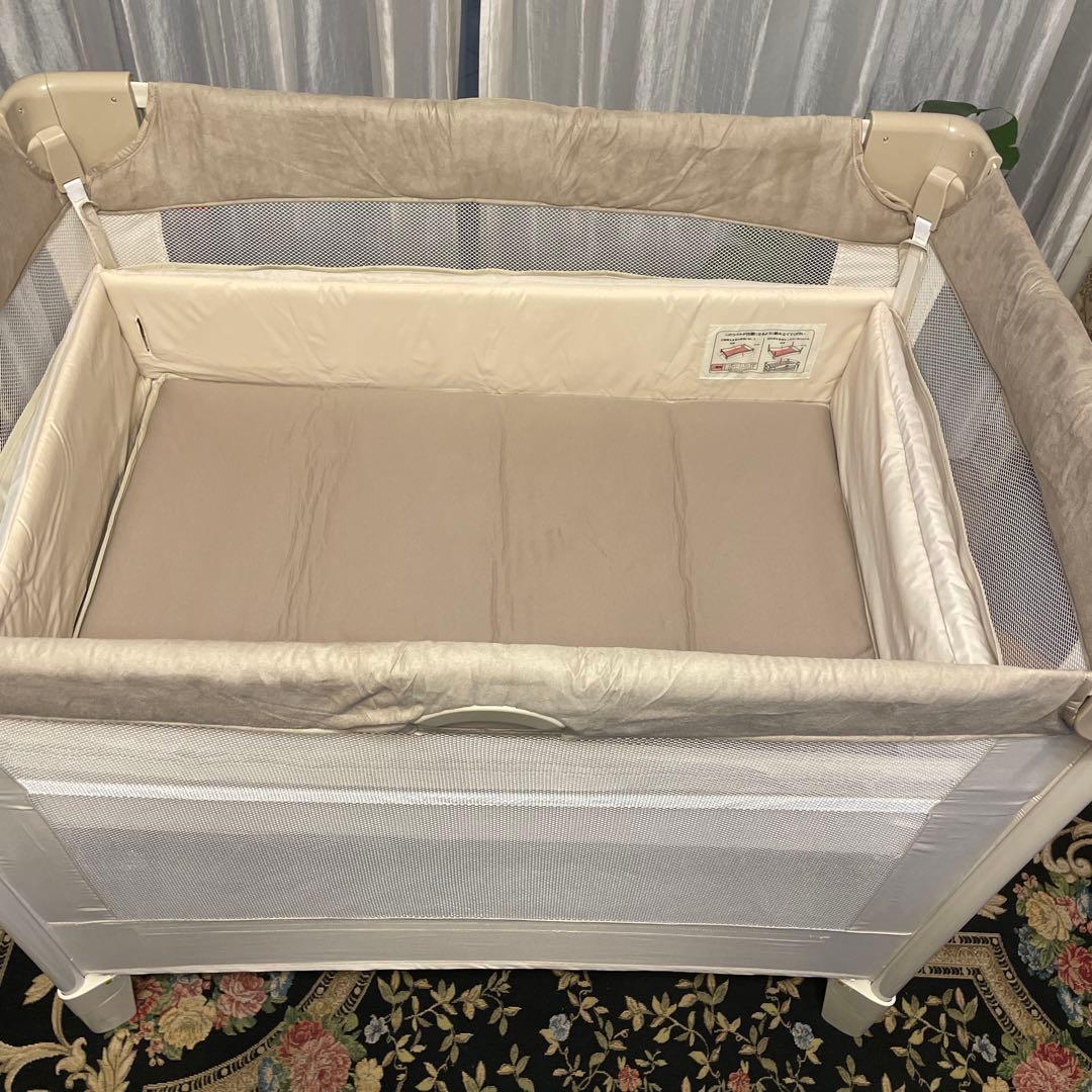 APRICA ココネル　ベビーベッド