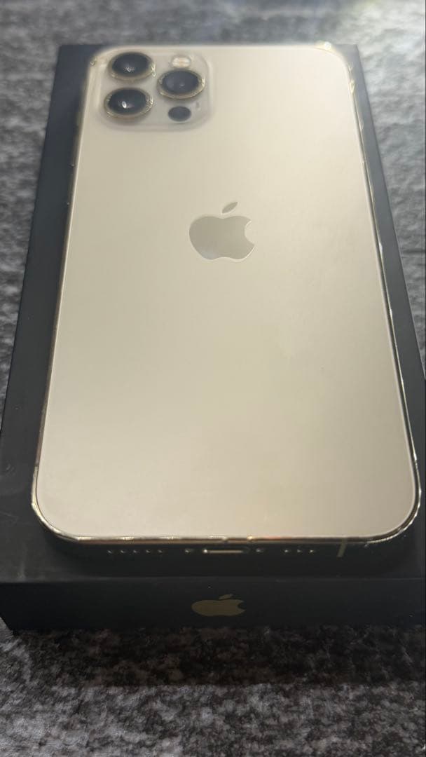 英*様 【美品】Apple iPhone 12 Pro 128GBゴールド 本体