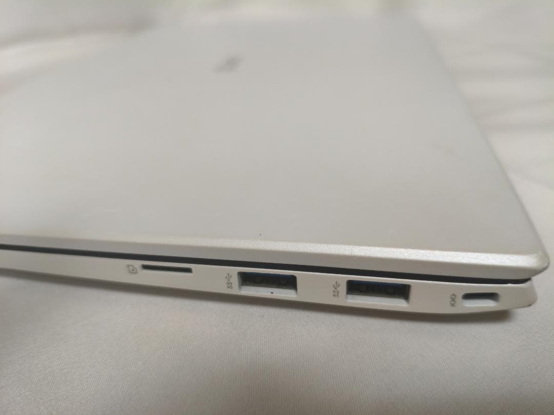 LG gram 14 第13世代 i5 8GB SSD512GB Office