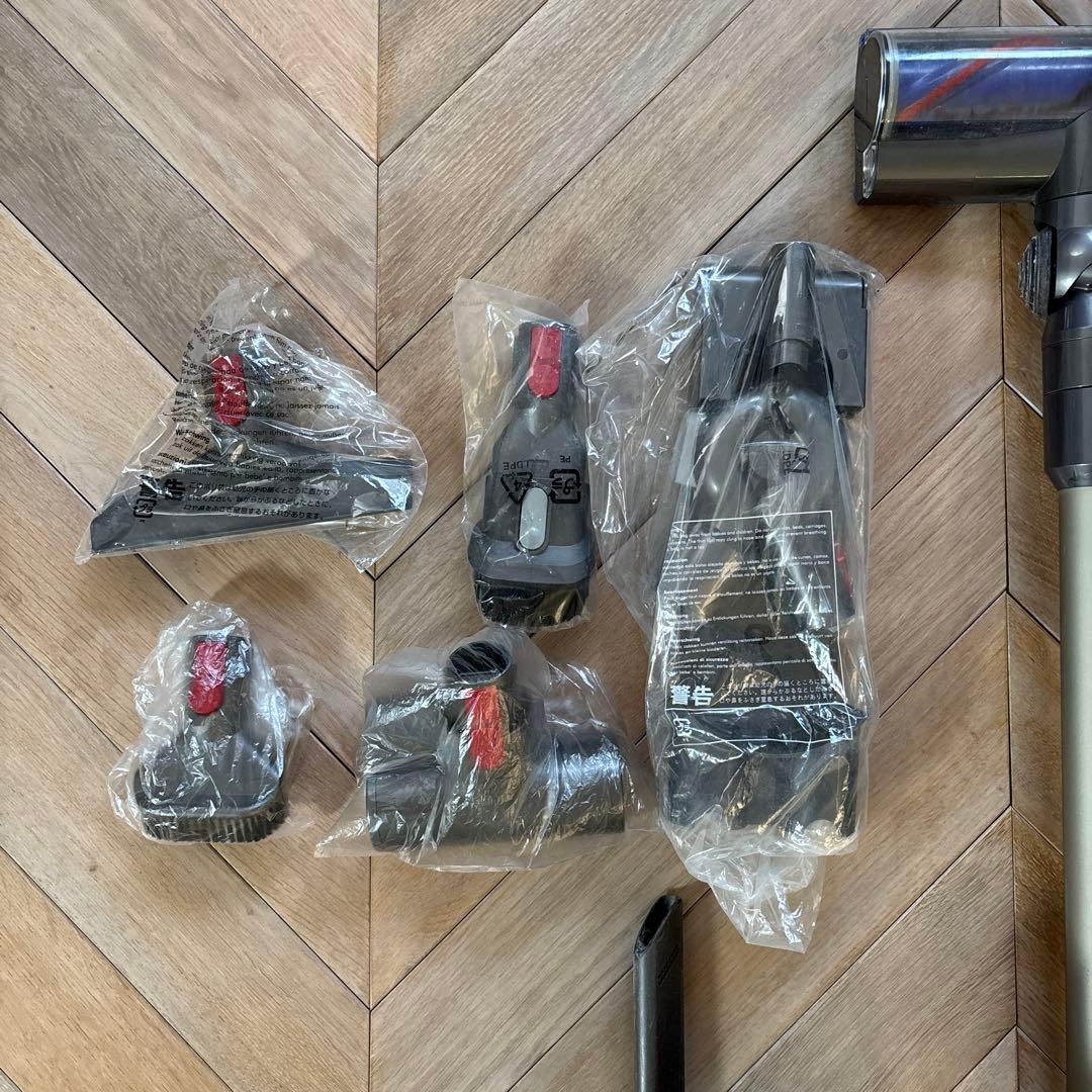 ダイソン v8 animalpro Dyson 掃除機 サイクロン クリーナー