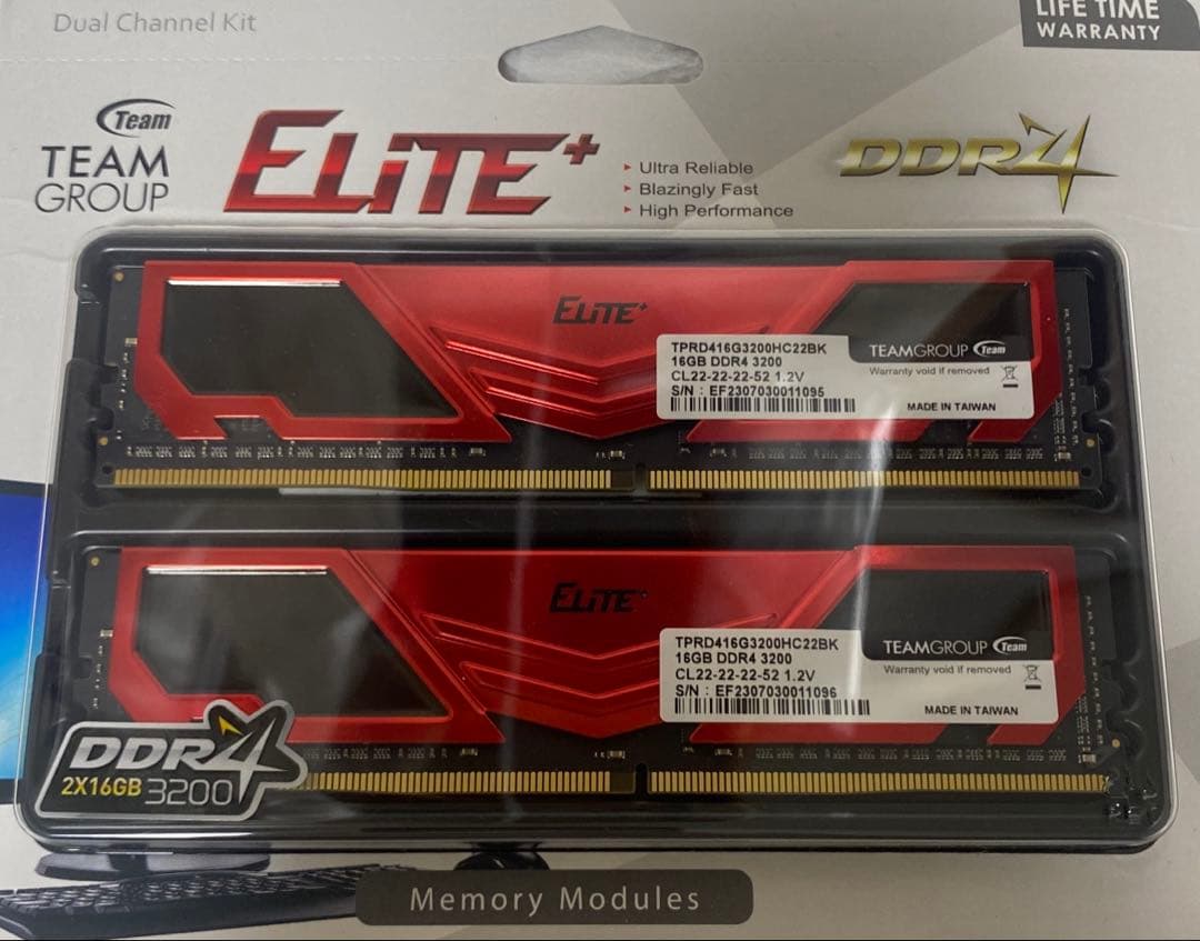 デスクトップ用メモリ32GB(16GB×2) Team DDR4 3200MHz
