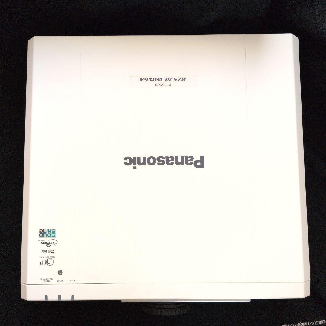 S*3様 Panasonic PT-RZ570J プロジェクター