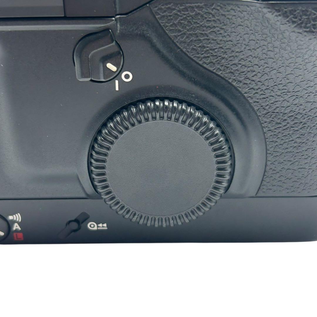 キャノン Canon EOS-3 フィルム 一眼レフ