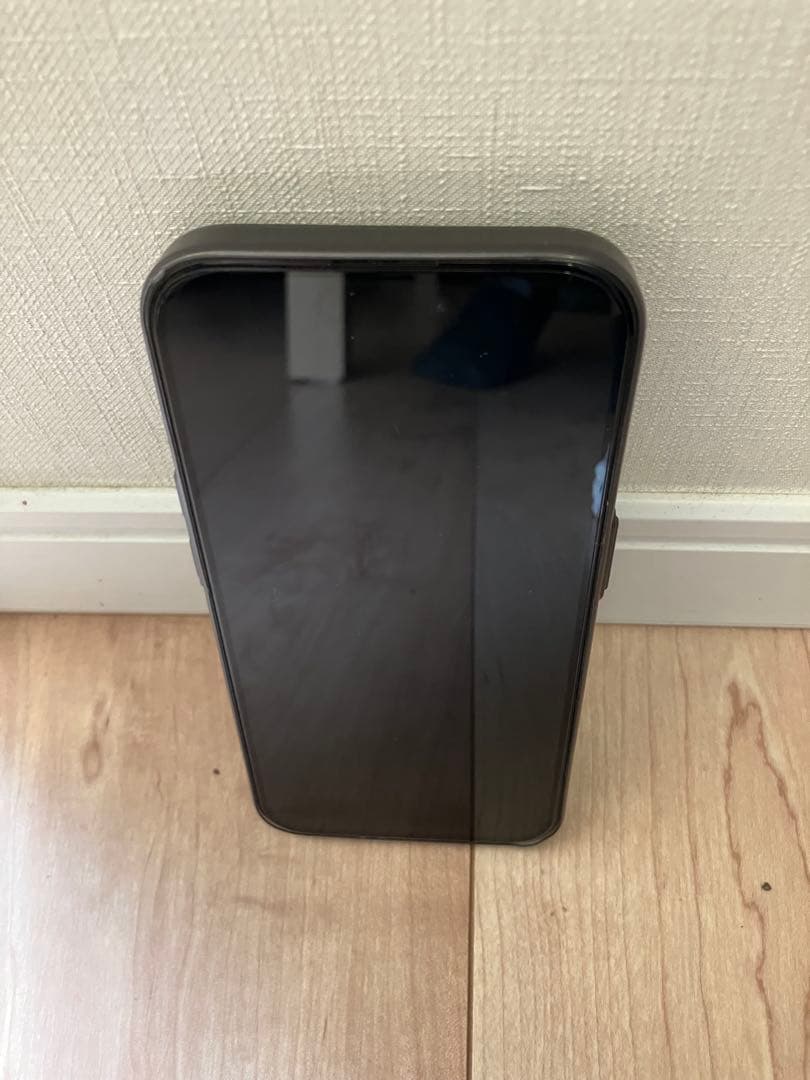 iPhone15pro ブラックチタニウム256GB