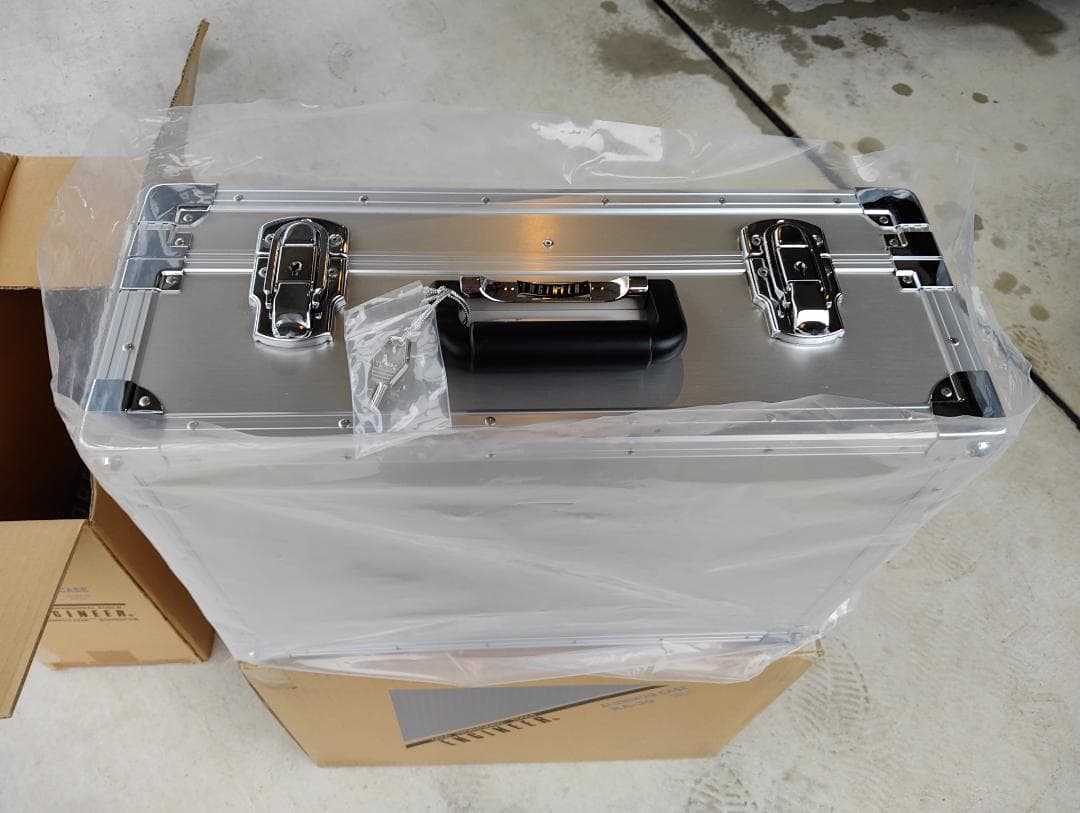 ◆新品◆エンジニア◆アルミケース◆工具箱◆カギ付 ◆オプション含む3点セット◆