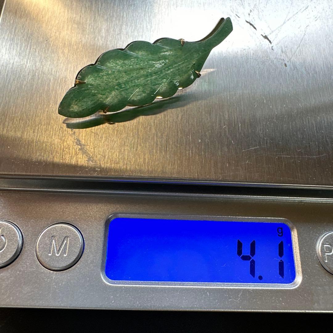 K18 翡翠　グリーン　葉っぱ型　ブローチ