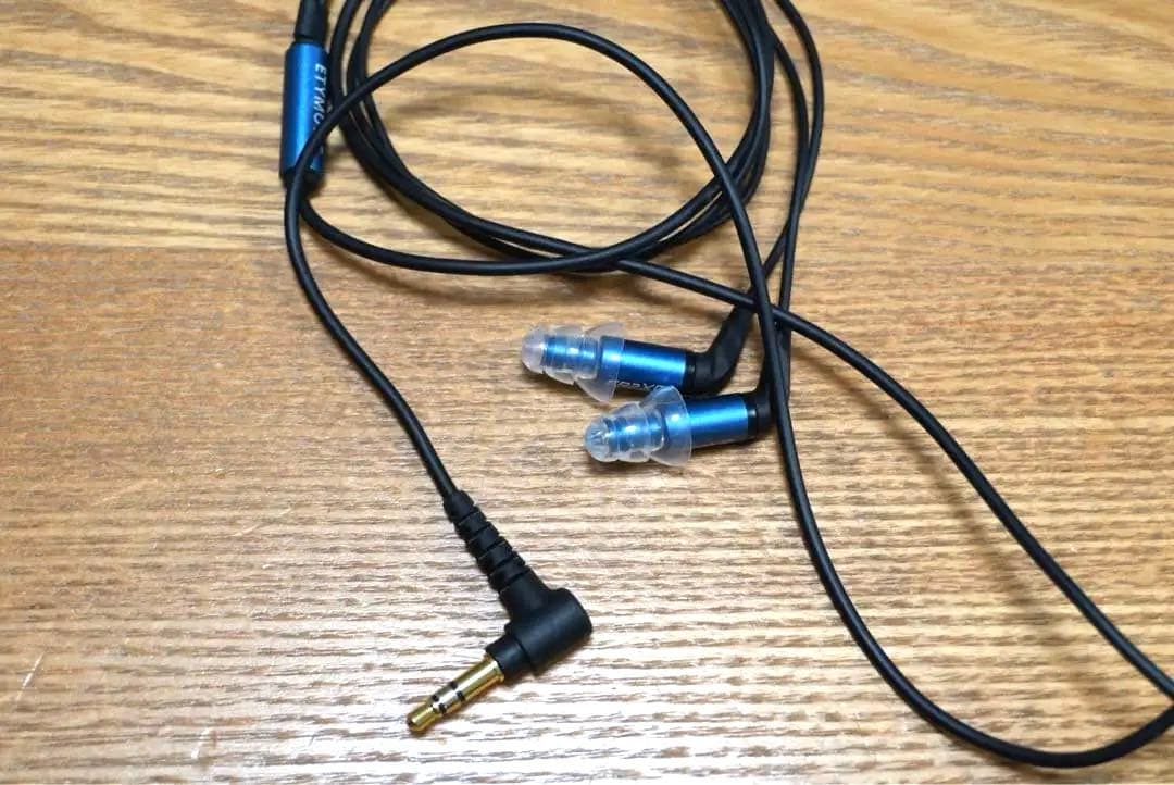 【超美品、ほぼ未使用】etymotic ER2XR +MMCX変換アダプタおまけ