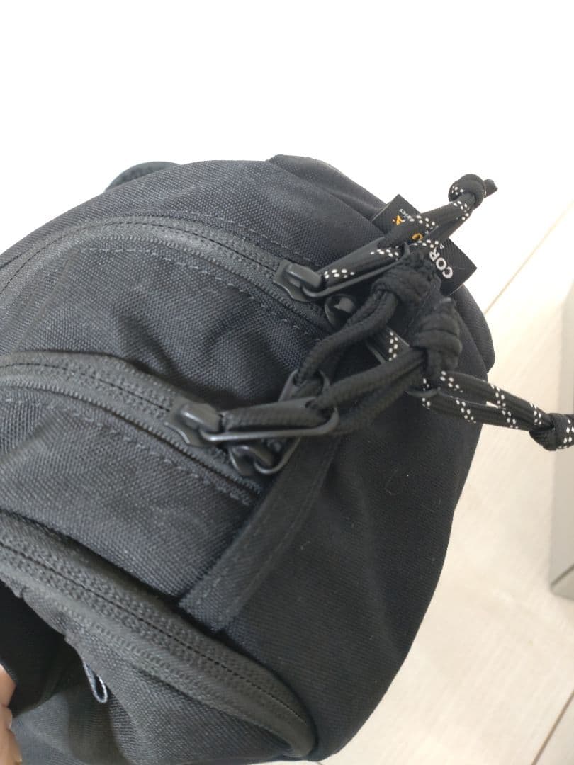 ハグー Hugoo ヒップシート ブラック