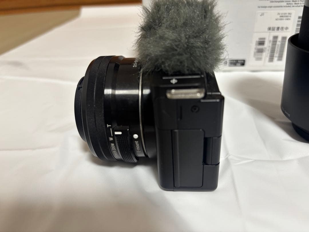 SONY ZV-E10ミラーレス一眼レンズ2つ付き（16-50mm,210mm)
