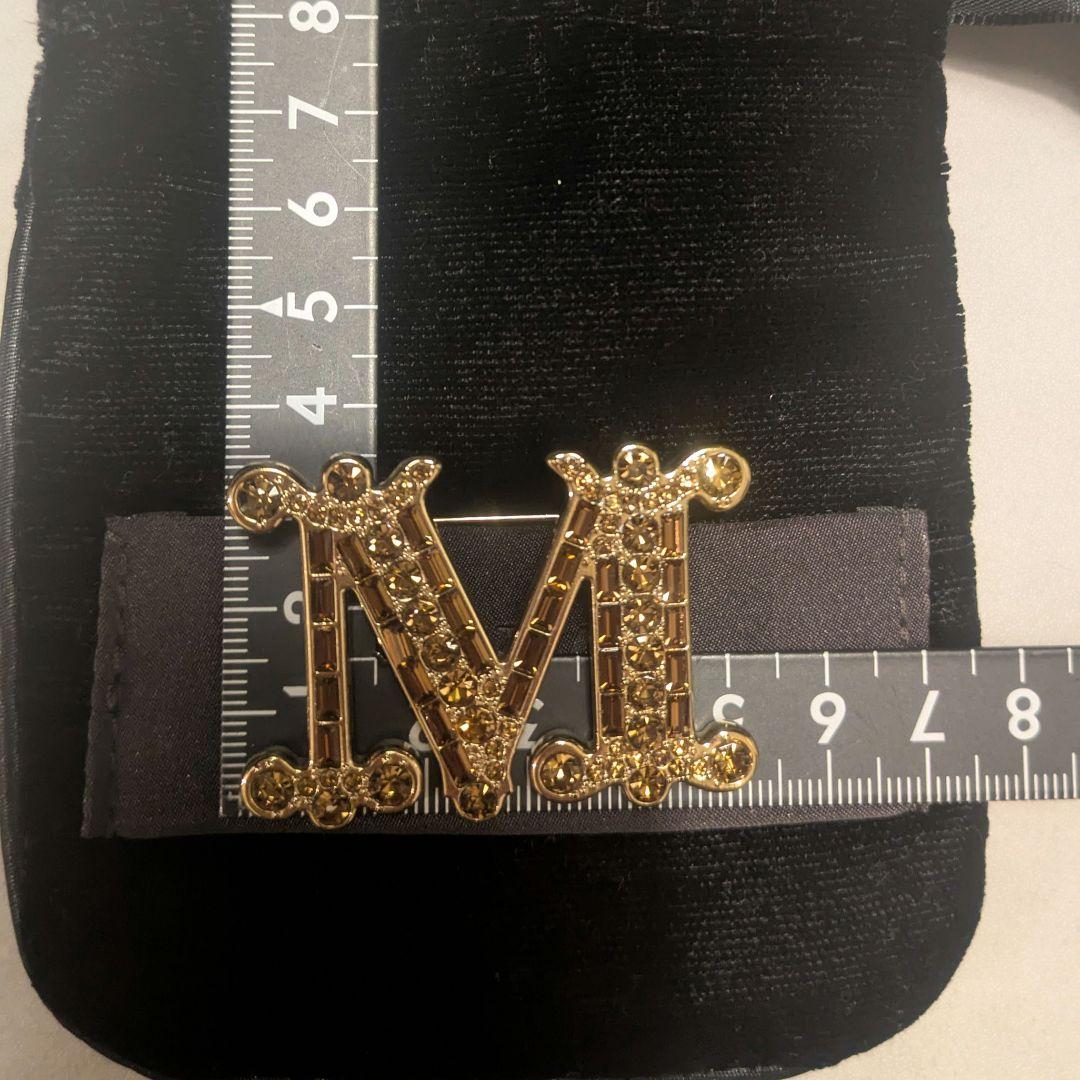 Max Mara ブローチ